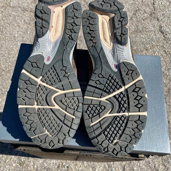 2002r New Balance - Picture 3 of 5